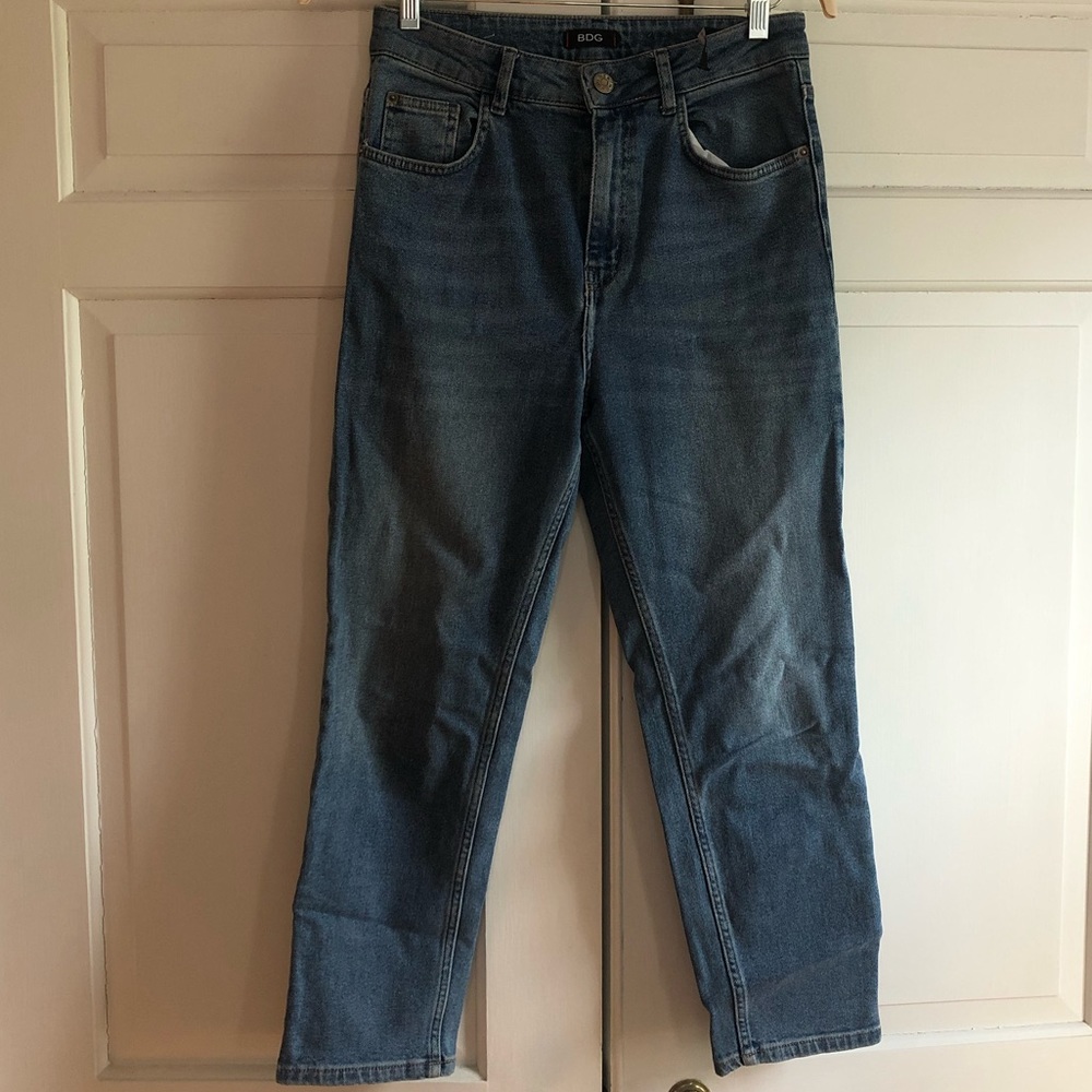 BDG 29w x 27L Girlfriend Jeans